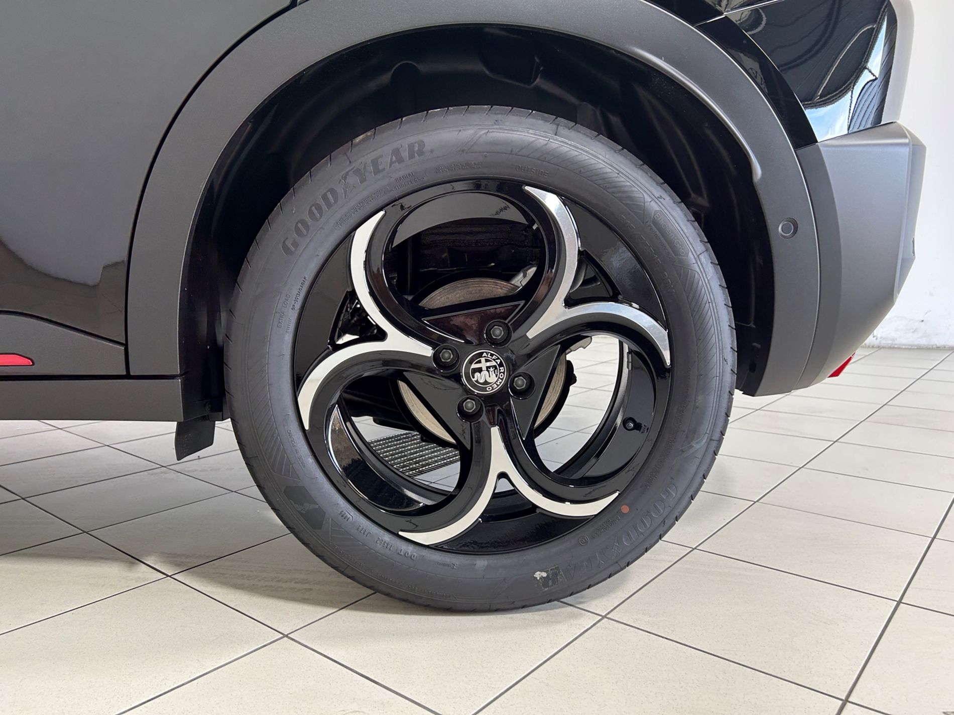 Junior 1.2 ibrida Speciale - Autoviemme